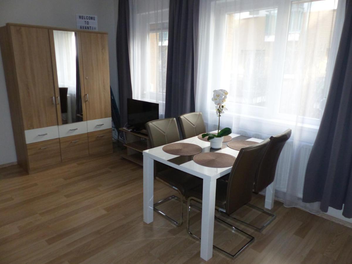 Apartment Avanti Budapeste Exterior foto